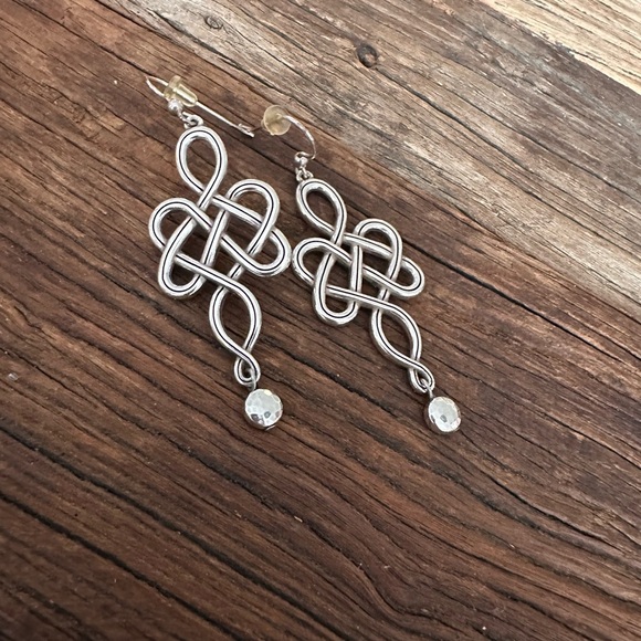 Brighton 🩶 Silver Interlok Knot French Wire Earrings - Picture 4 of 4